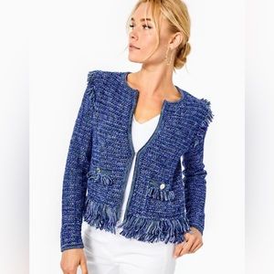 💕 Lilly Pulitzer Blue Simora Fringe
Sweater - size Medium 💕